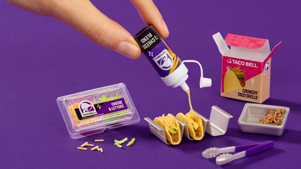 Bodi kreativen s Crunchwrapi in MGA Miniverse Make It Mini Taco Bell kolekcijo!