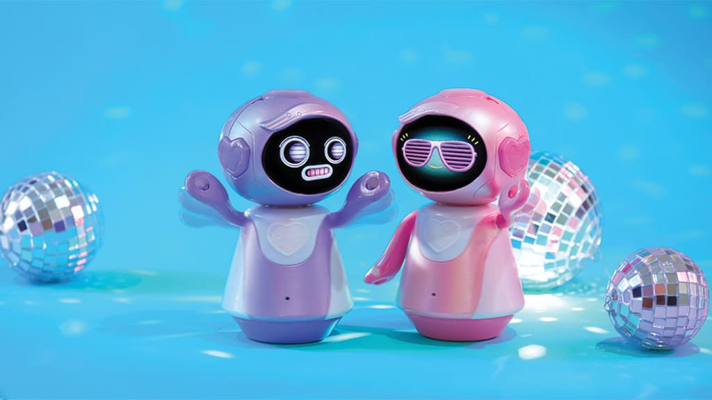 EmotoBOT iz Just Play ima samostojno osebnost