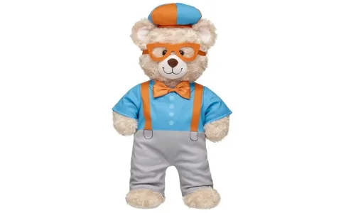 Otroci najdejo svoje najljubše Hasbro prijatelje v novem Planet Playskool centru.
