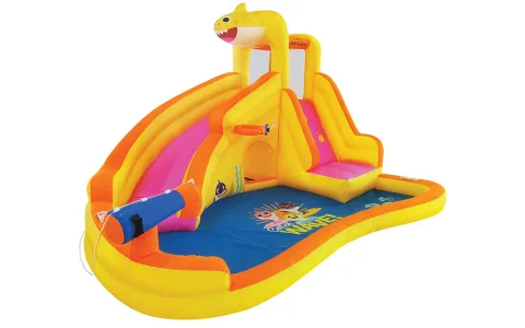 Pomagajte dojenčku pri učenju z igro na dotik: Alpha Toys predstavlja linijo izdelkov Smart Steps.