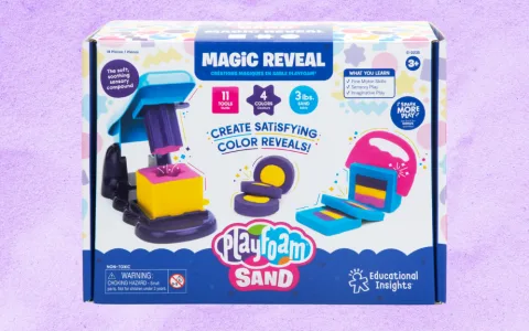 Melissa & Doug komplet za igro tovarna čokolade