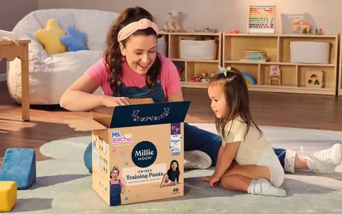 PMI Kids International Supergol MLS čevlji kapsula zbirateljske presenečenje figure
