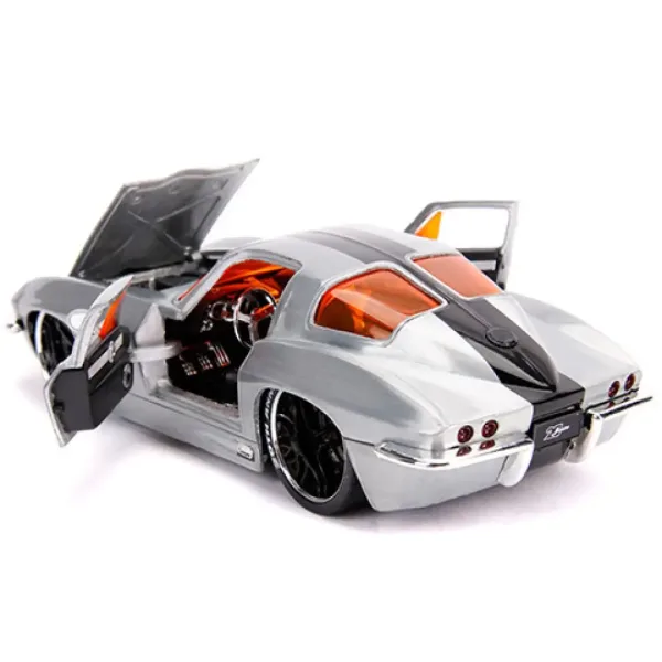 1963 Chevy Sting Ray Kovinski model avtomobila 1/24 - Simba Toys slika 4