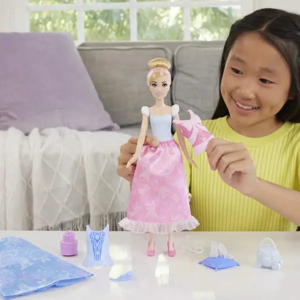 Disney+Princeske: Čudovit igralni set Lutka Pepelka - Mattel slika 4