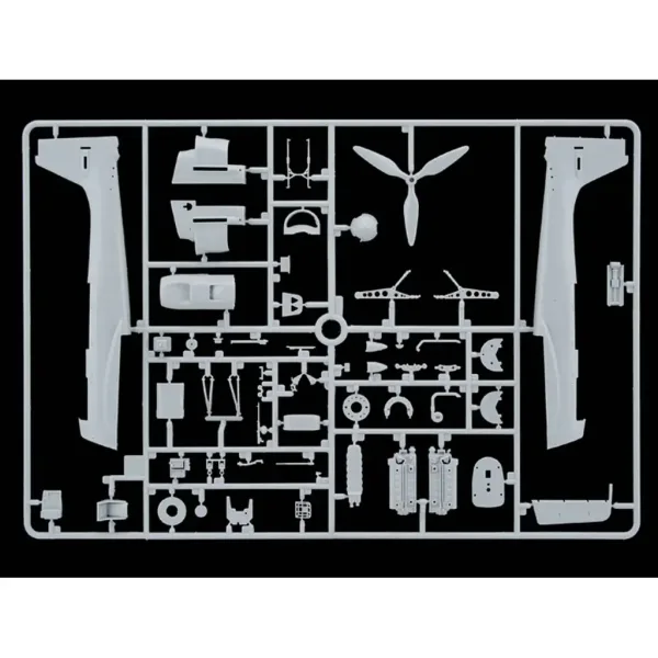 Italeri 1/48 Junkers Ju 87B Stuka letalski model slika 5