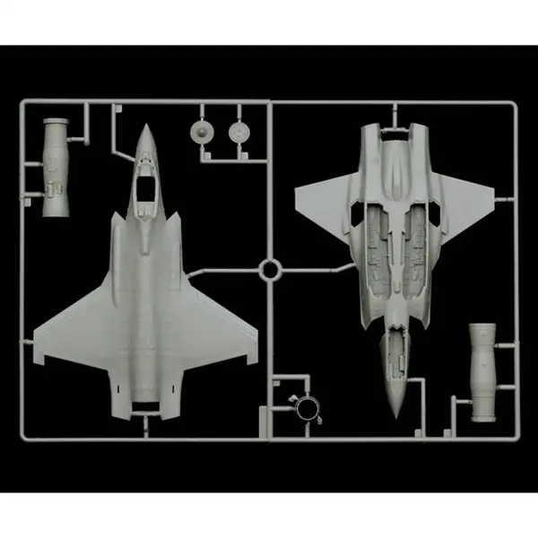Italeri 1/72 F-35A Lightning II lovsko letalo maketa slika 5