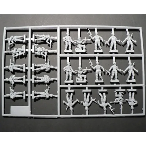 Italeri 1/72 Nemški padalci maketa nemških vojaških figuric slika 3