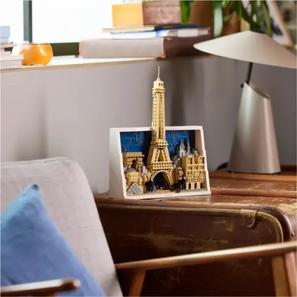 LEGO® Architecture: Pariz – mesto ljubezni (21064) slika 5