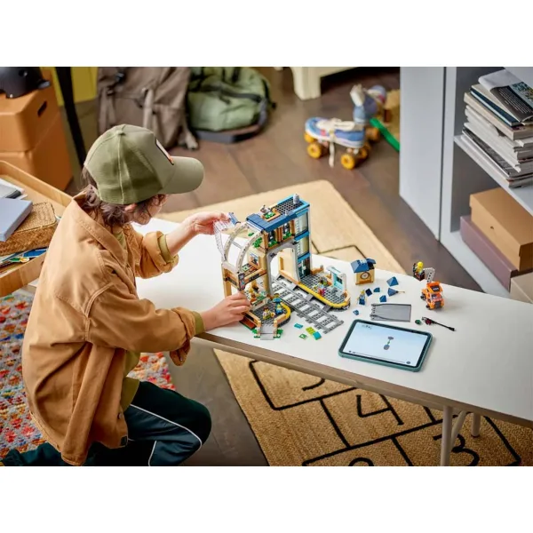 LEGO® City: Osrednja železniška postaja (60469) slika 8