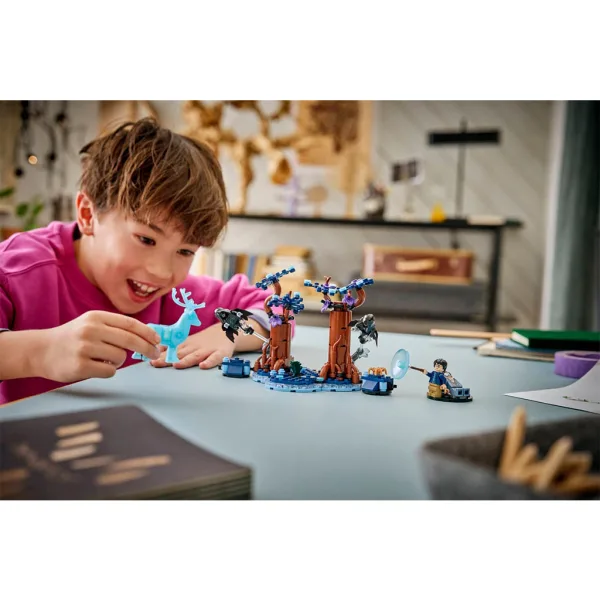LEGO® Harry Potter™: Prepovedani gozd: Expecto Patronum (76475) slika 5