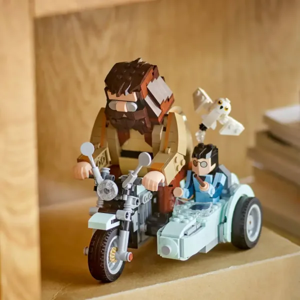 LEGO® Harry Potter: Hagrid™ in Harryjeve motoristične dogodivščine (76443) slika 3