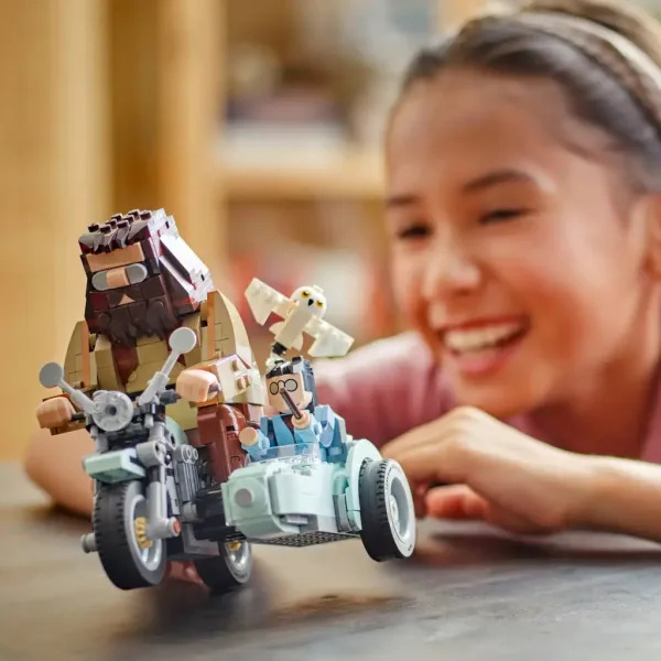 LEGO® Harry Potter: Hagrid™ in Harryjeve motoristične dogodivščine (76443) slika 4
