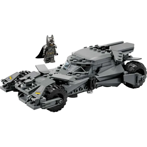 LEGO® Marvel: Batman proti Supermanu™: Batmobile™ (76331) slika 4