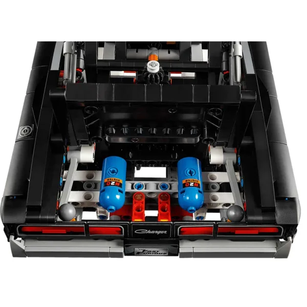 LEGO® Technic: Fast and Furious Dodge Charger R/T avto (42231) slika 4