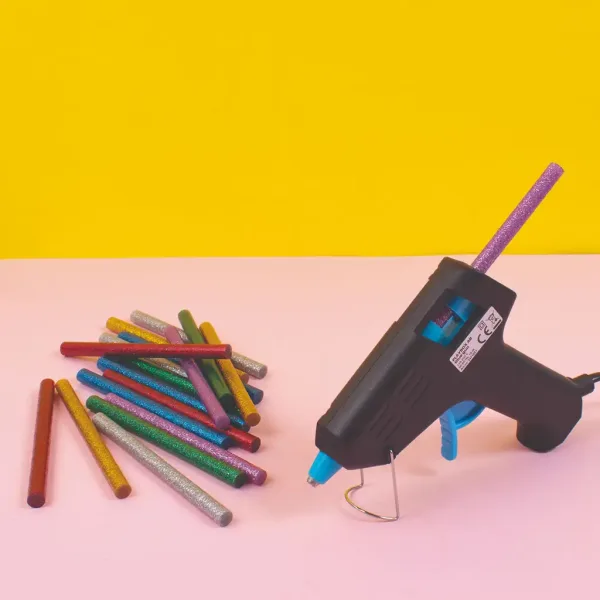 PlayBox: Komplet za polnjenje bleščeče lepilne pištole, 18 kosov, 7 mm. slika 2