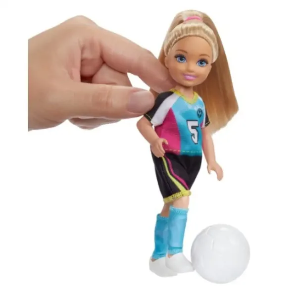 Barbie Dreamhouse Adventures: Chelsea nogometni igralni komplet - Mattel slika 4