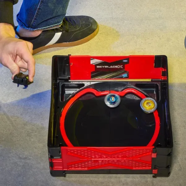 Beyblade X: Beystadium Clash & Carry prenosna bojna arena – Hasbro slika 3