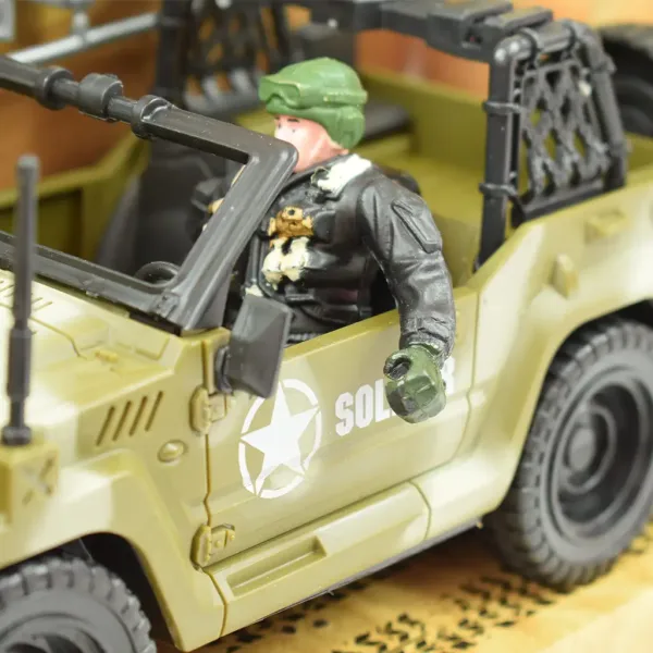 Combat Force 9: Vojaško terensko vozilo z vojakom in orožji 22 cm slika 4