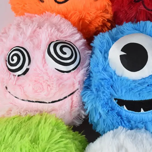 Dlakava plišasta žoga Fuzzy Monsters v več različicah 23 cm slika 5