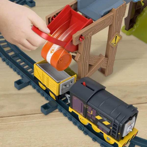 Fisher-Price: Thomas in prijatelji Diesel Lift & Load gradbeni železniški komplet z motorno lokomotivo - Mattel slika 3