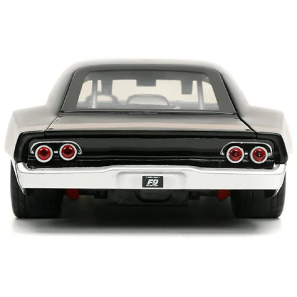 Hitri in drzni: 1968 Dodge Charger Widebody model avtomobila 1/24 - Simba Toys slika 5
