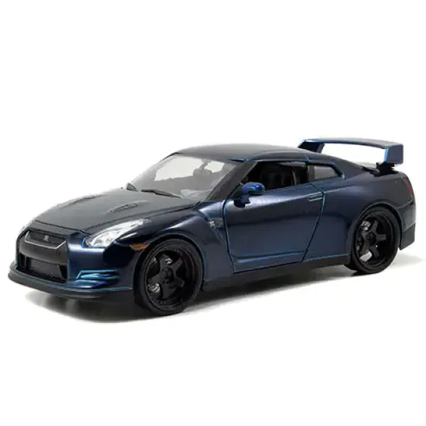 Hitri in drzni: Brian's Nissan GT-R (R35) model avtomobila 1/24 - Simba Toys slika 2