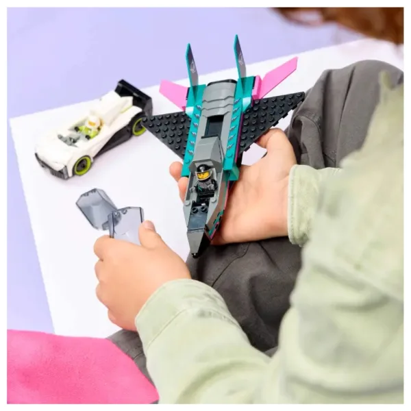 LEGO® City: Letalo proti avtu (60489) slika 4