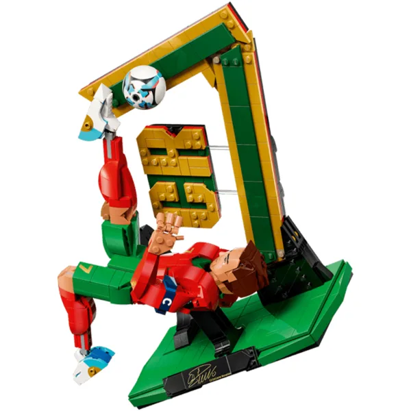 LEGO® Izdaje: Cristiano Ronaldo – Nogometna legenda (43016) slika 4