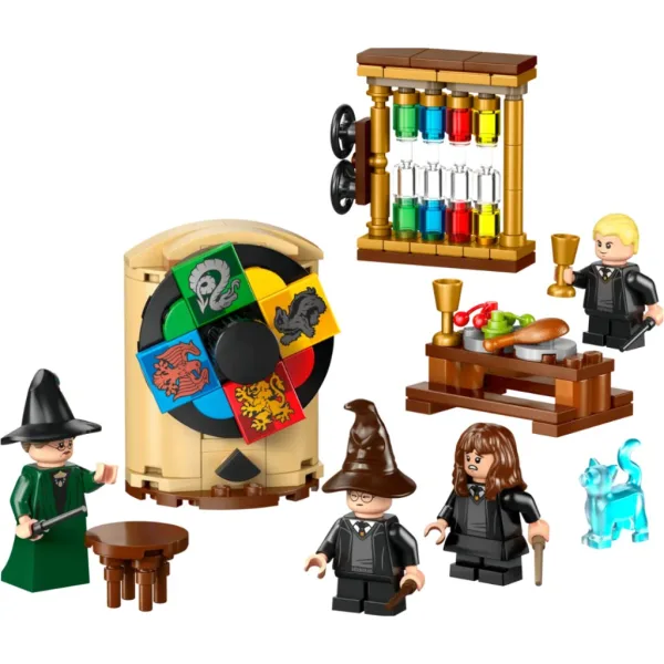 LEGO® Harry Potter: Grad Roxfort™: Ceremonija izbire Teslek klobuka (76460) slika 2