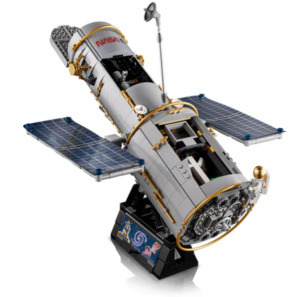 LEGO® Icons: Hubblov vesoljski teleskop (11383) slika 3