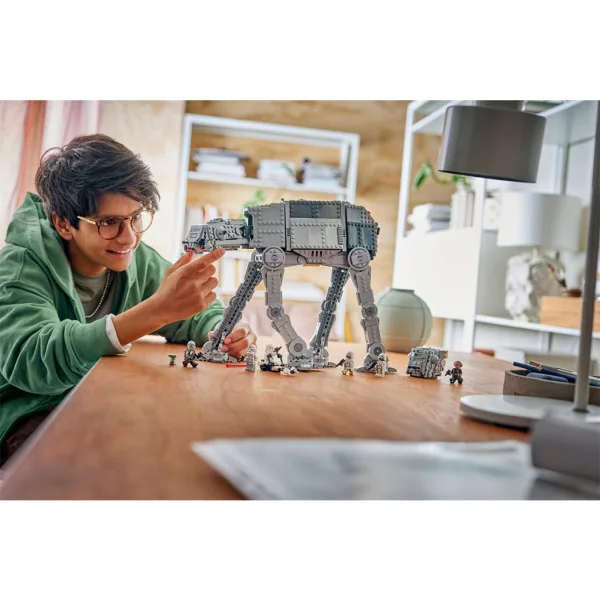 LEGO® Star Wars™: AT-AT™ hodulja Vstalega Imperija z INT-4 slika 10