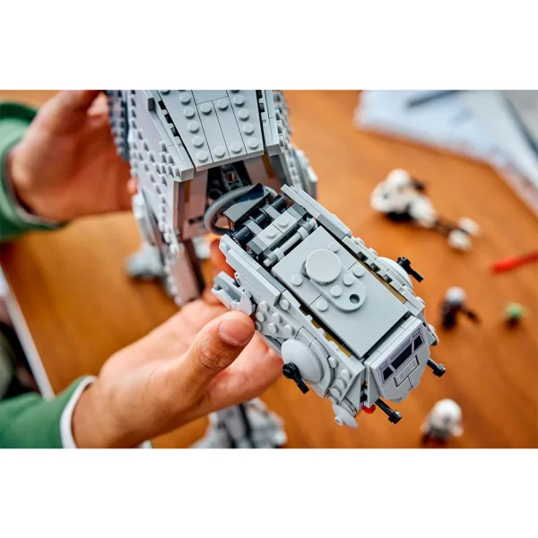 LEGO® Star Wars™: AT-AT™ hodulja Vstalega Imperija z INT-4 slika 13