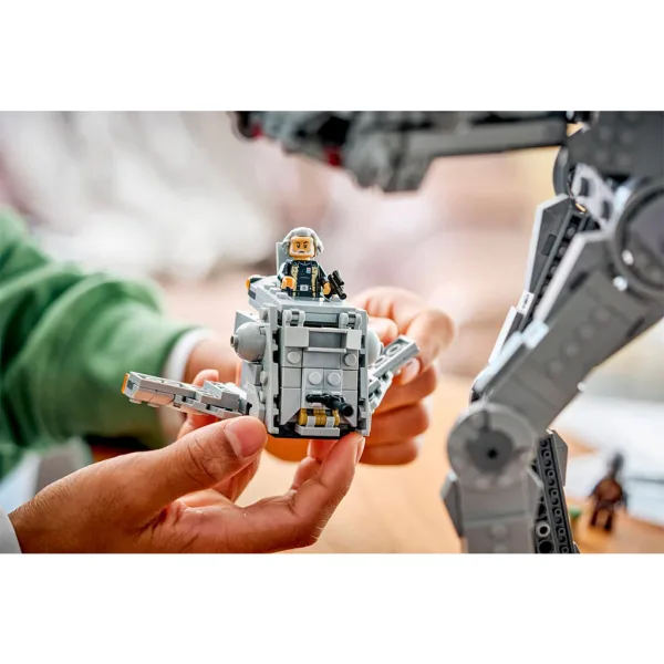 LEGO® Star Wars™: AT-AT™ hodulja Vstalega Imperija z INT-4 slika 14