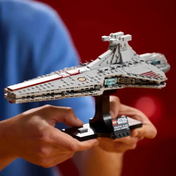 LEGO® Star Wars™: Venator razred napadalna križarka (75441) slika 2
