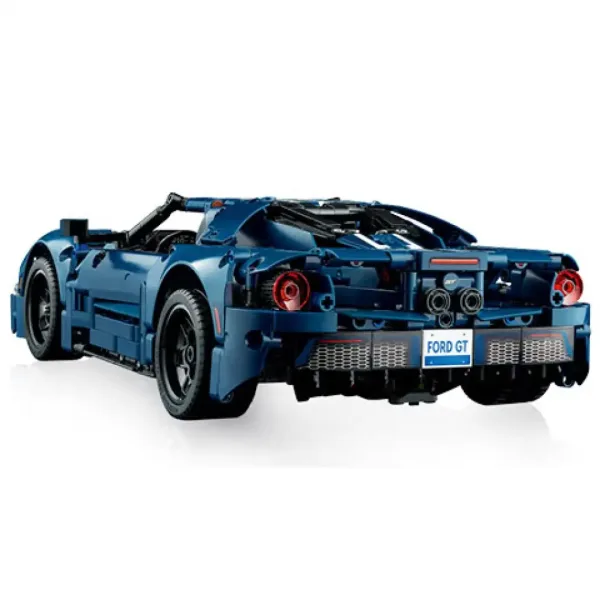 LEGO® Technic: 2022 Ford GT (42154) slika 4