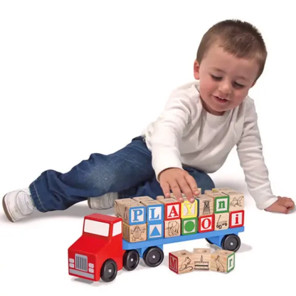 Leseni kamion za prevoz črk - Melissa & Doug slika 3