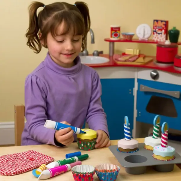 Peka-cooking Cupcake igrača set - Melissa & Doug slika 3
