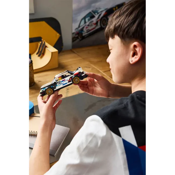 LEGO® Speed Champions: BMW M3 (E30) (77263) slika 9