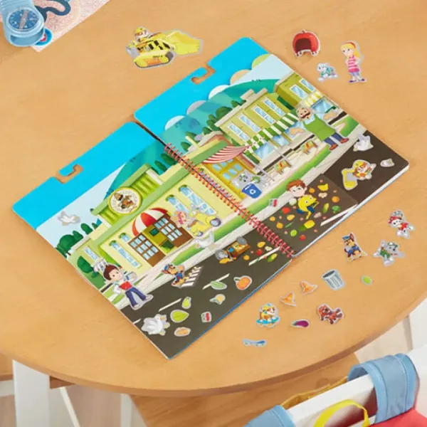 Zvezek s ponovno uporabljivimi nalepkami Melissa & Doug: Tačke na patrulji Pustolovski zaliv slika 3