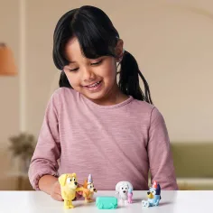 Bluey: Dodaj v paket komplet 4 igralnih figuric. slika 3