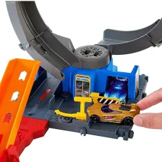 Hot Wheels: Dirka po zanki netopirja - Mattel slika 4