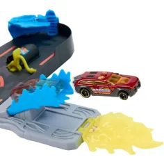 Hot Wheels: Gasilski stolp dirkalni set – Mattel slika 4