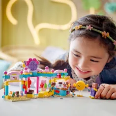 LEGO® Friends: Trgovina s sladkarijami v Heartlake Cityju (42649) slika 3