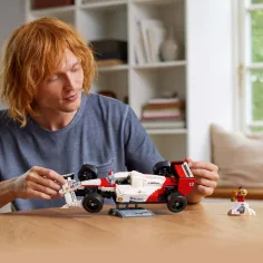 LEGO® Icons: McLaren MP4/4 in Ayrton Senna (10330) slika 7