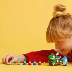 LEGO® Super Mario™: Mario Kart™ – Yoshi Kolo (72031) slika 3