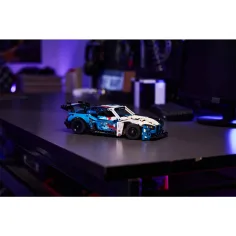 LEGO® Technic: BMW M4 GT3 EVO dirkalnik (42226) slika 7