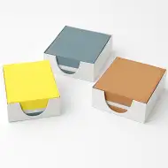 Lepiljen blok za zapiske v več barvah, 500 listov, 8,5x8,5x4,5 cm