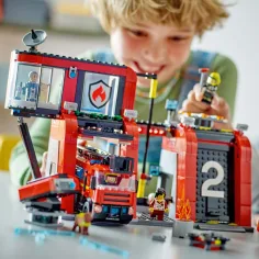 LEGO® City: Gasilska postaja in gasilsko vozilo (60414) slika 5