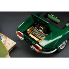 LEGO® Icons: Jaguar E-Type (11381) slika 16