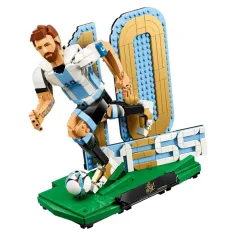 LEGO® Izdaje: Lionel Messi – Nogometna legenda (43015) slika 3